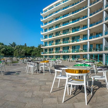 Marina Grand Beach Hotel Zlatni pjasătsi Eksteriør bilde