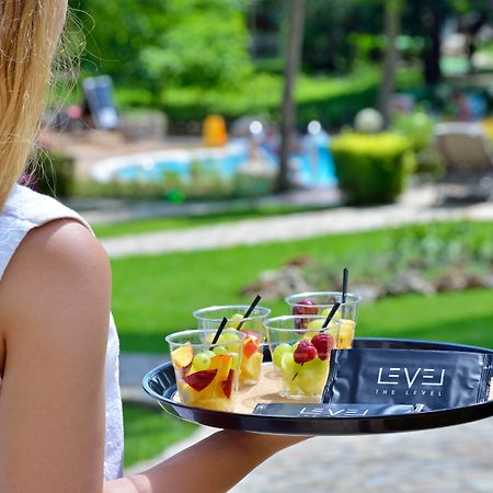Marina Grand Beach Hotel Zlatni pjasătsi Eksteriør bilde